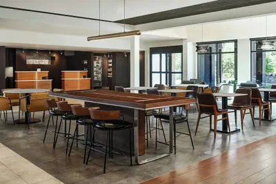 Photo 4 - Courtyard by Marriott Boulder
