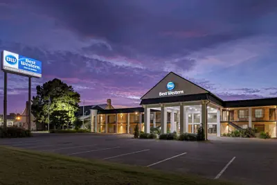 Photo 2 - Best Western Of Alexandria Inn & Suites & Conference Center