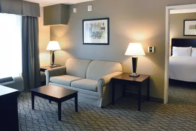 Photo 5 - Holiday Inn Express & Suites Milford by IHG