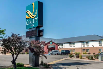 Photo 2 - Quality Inn Pueblo North