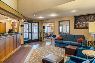 Photo 4 - Quality Inn Pueblo North