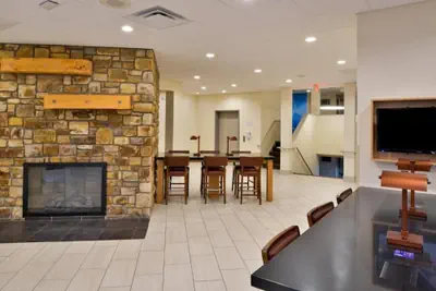 Photo 3 - Holiday Inn Express Blowing Rock South by IHG