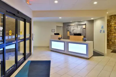 Photo 2 - Holiday Inn Express Blowing Rock South by IHG