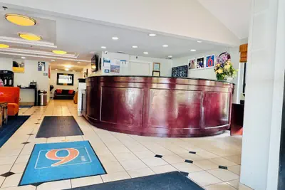 Photo 5 - Motel 6 Milford, CT