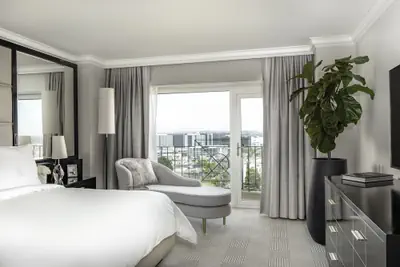 Photo 4 - Four Seasons Los Angeles at Beverly Hills