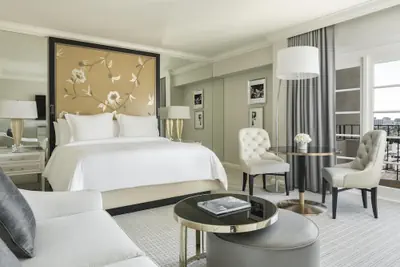 Photo 5 - Four Seasons Los Angeles at Beverly Hills