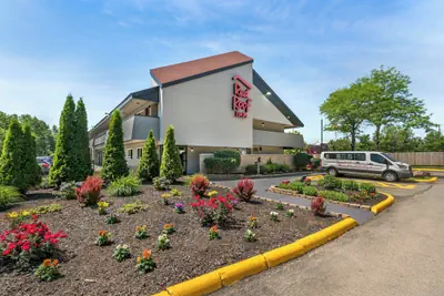 Photo 2 - Red Roof Inn Chicago - Joliet