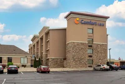 Photo 2 - Comfort Inn Hammond I-94