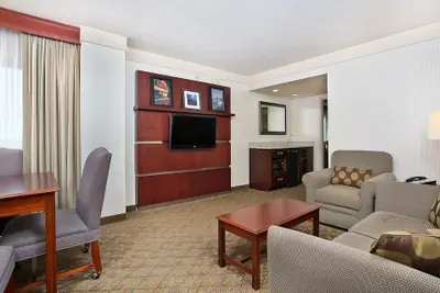 Photo 5 - Holiday Inn University Plaza-Bowling Green by IHG