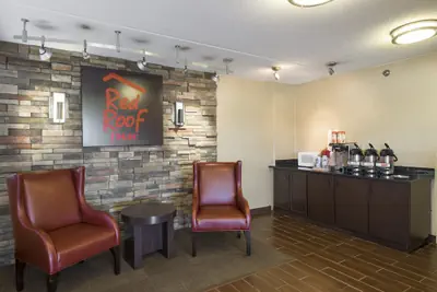 Photo 5 - Red Roof Inn Cincinnati - Sharonville