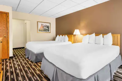 Photo 2 - Best Western Lee's Motor Inn