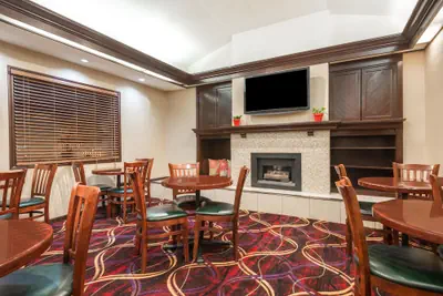 Photo 2 - Hawthorn Extended Stay by Wyndham Dayton