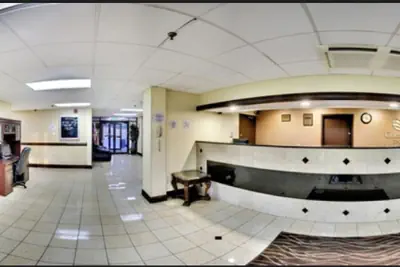 Photo 3 - Comfort Inn Towson - Baltimore North