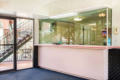 Photo 3 - Rodeway Inn near Melrose Ave