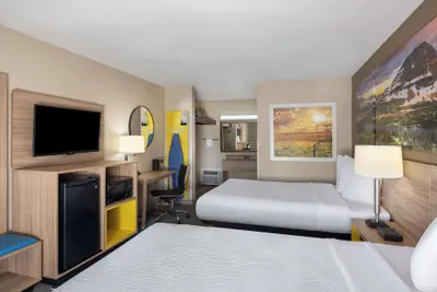Photo 4 - Days Inn by Wyndham Klamath Falls
