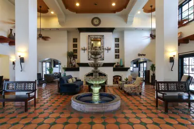 Photo 2 - Oxford Suites Pismo Beach