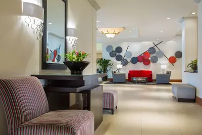 Photo 4 - Hilton Chicago/Northbrook