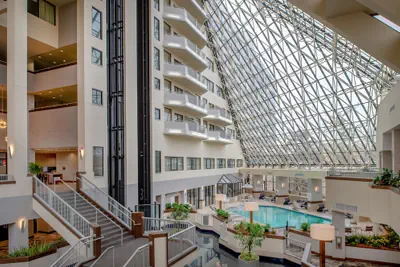Photo 3 - Crowne Plaza St. Louis Airport by IHG