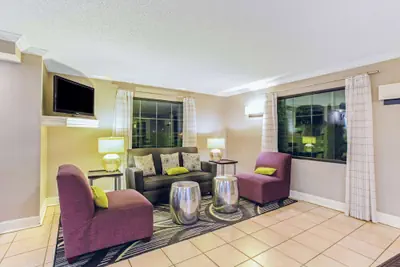 Photo 4 - La Quinta Inn by Wyndham and Conference Center San Angelo