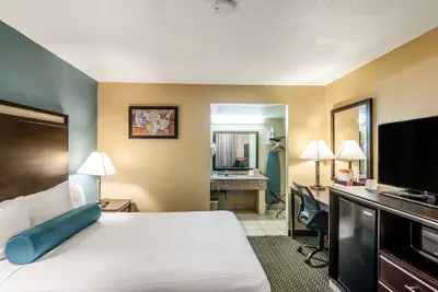 Photo 4 - Glenridge Inn Glendale - Pasadena
