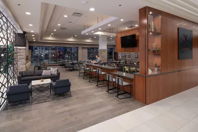 Photo 2 - DoubleTree by Hilton Madison East
