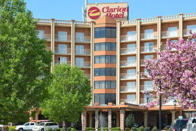 Photo 2 - Clarion Hotel Philadelphia International Airport