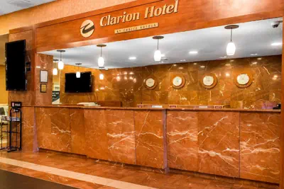 Photo 5 - Clarion Hotel Philadelphia International Airport