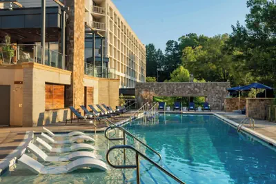Photo 2 - Raleigh Marriott Crabtree Valley