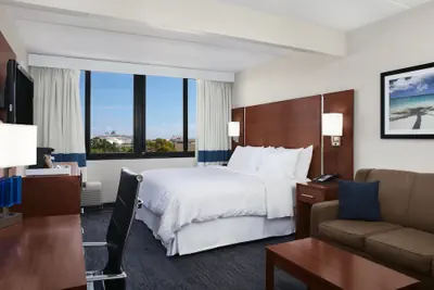 Photo 5 - Four Points by Sheraton Fort Lauderdale Airport/Cruise Port