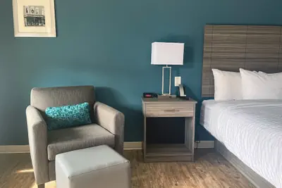 Photo 5 - Baymont by Wyndham Lumberton NC