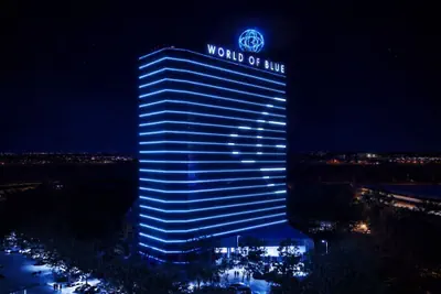 Photo 2 - World of Blue