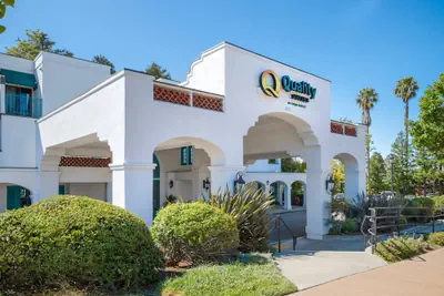 Photo 2 - Quality Suites Downtown San Luis Obispo