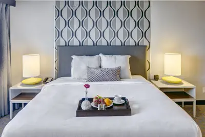 Photo 2 - Wyndham Fort Smith City Center