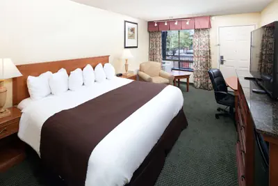 Photo 4 - Red Lion Inn & Suites Missoula