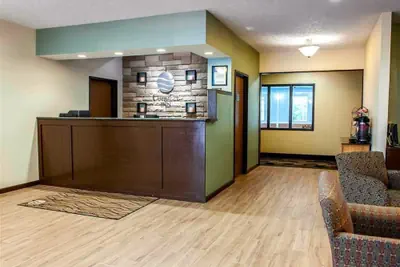 Photo 3 - Baymont by Wyndham Richmond I-70