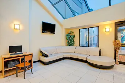 Photo 3 - Days Inn by Wyndham Parsippany