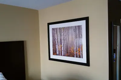 Photo 4 - Days Inn & Suites by Wyndham Davenport East