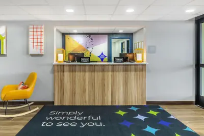 Photo 2 - Spark by Hilton Roanoke Airport