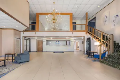 Photo 3 - Days Inn by Wyndham Madisonville