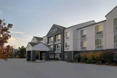 Photo 2 - Fairfield Inn By Marriott Boise