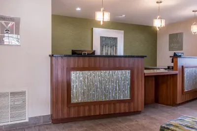 Photo 3 - Quality Inn Bedford