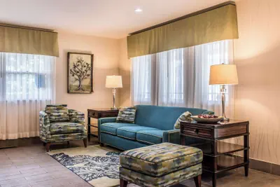 Photo 5 - Quality Inn Bedford