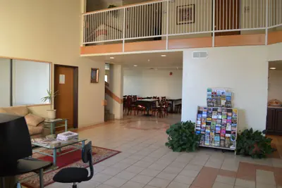 Photo 3 - Days Inn by Wyndham Holbrook