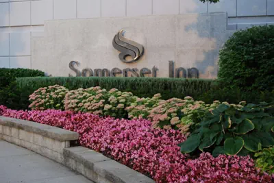 Photo 2 - Somerset Inn