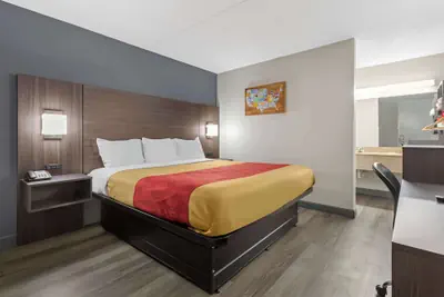 Photo 4 - Econo Lodge Creedmoor - Butner