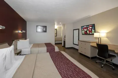 Photo 3 - Red Roof Inn Indianapolis - Greenwood