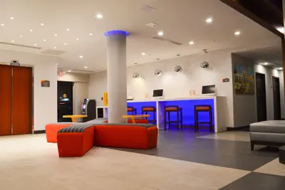 Photo 3 - Hollywood Hotel Fort Lauderdale Airport/Cruise Port