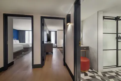 Photo 5 - Hotel Indigo Detroit North – Troy by IHG