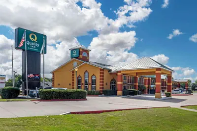 Photo 2 - Quality Inn Siloam Springs West