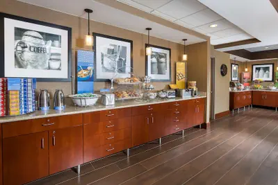 Photo 3 - Hampton Inn Mansfield/Ontario